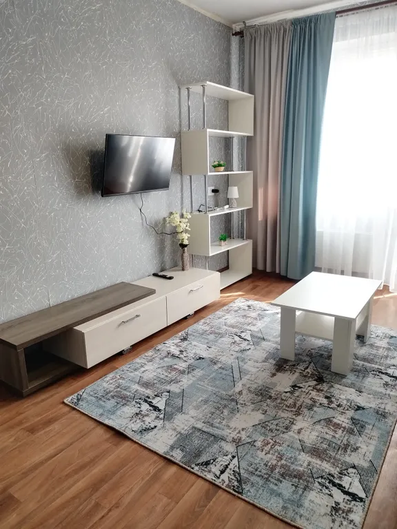 Уютная двухкомнатная квартира — аренда посуточно в Дзержинск