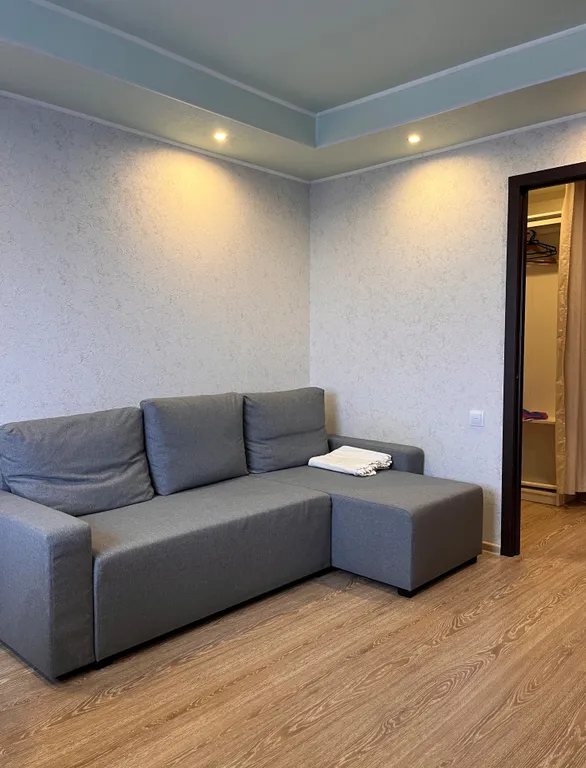 Квартира с потрясающим видом на город, горы и озеро — аренда посуточно в Кировск