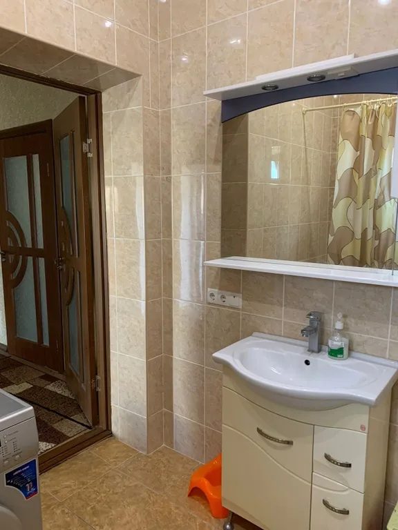 Коттедж 4-комнатный Дом — Евпатория