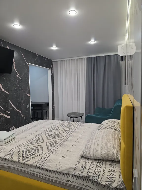 Новая квартира в центре с водой