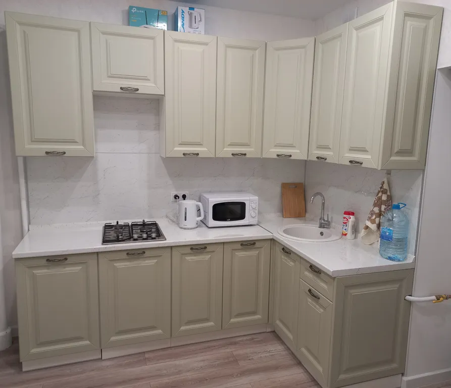 Любимый уголок у глобуса