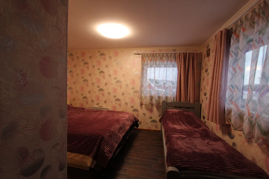 Гостевой уютный дом Соль Севера с баней на берегу залива Ура