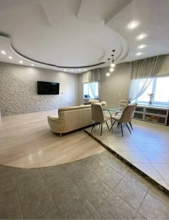 Большая  квартира в центре — аренда посуточно в Мурманск