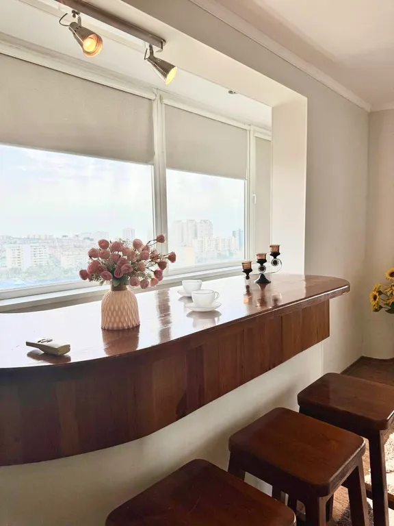 Просторная квартира с видом на море в центре города