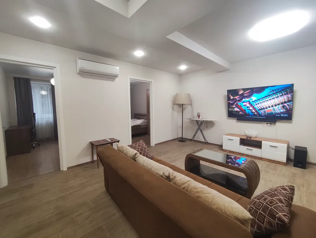 Квартира Остров свободы — аренда посуточно в Тбилиси