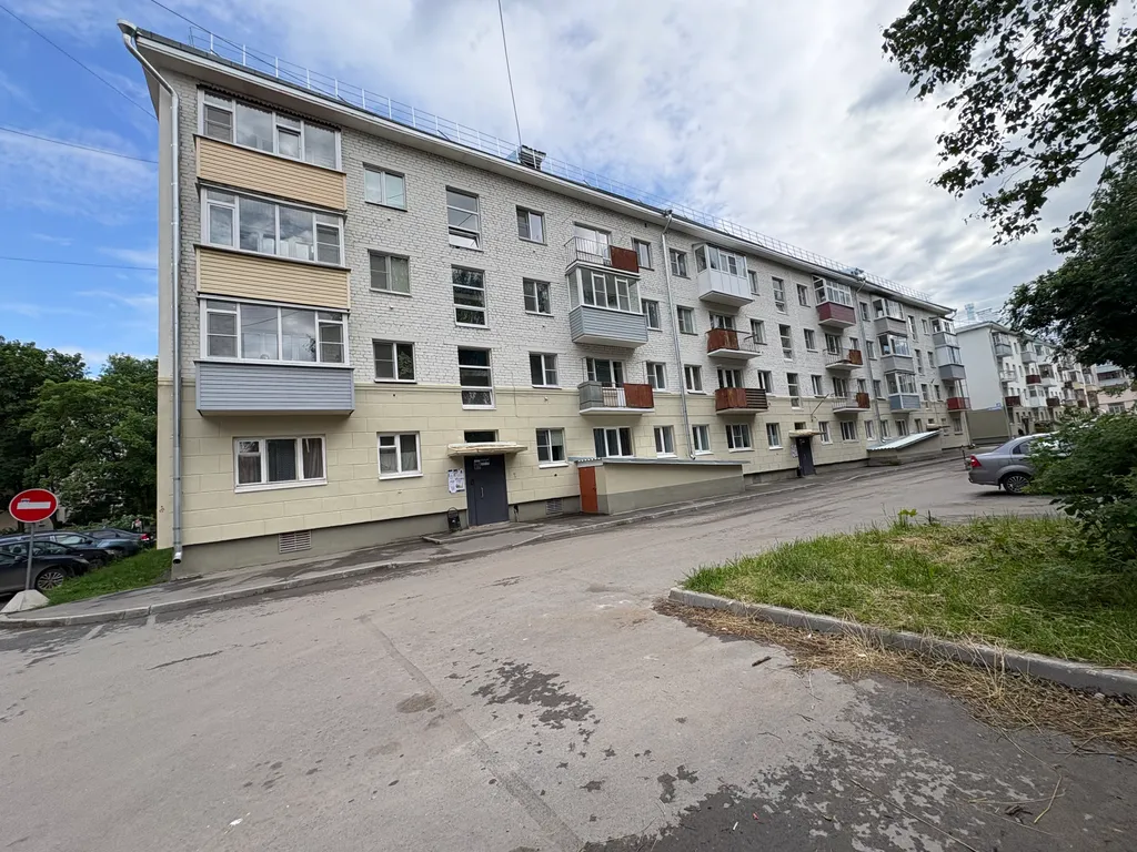 Просторная двухкомнатная квартира в центре недалёко от кремля