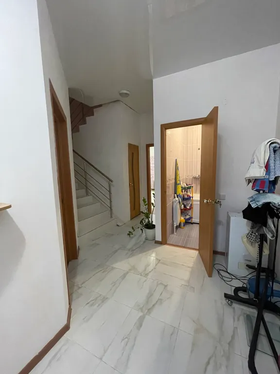 4-комнатный Дом