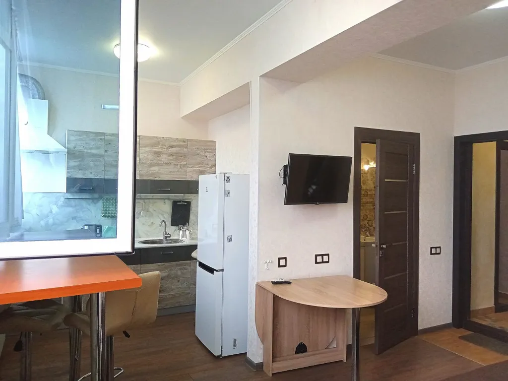 Квартира 2-комнатная Квартира — Сочи