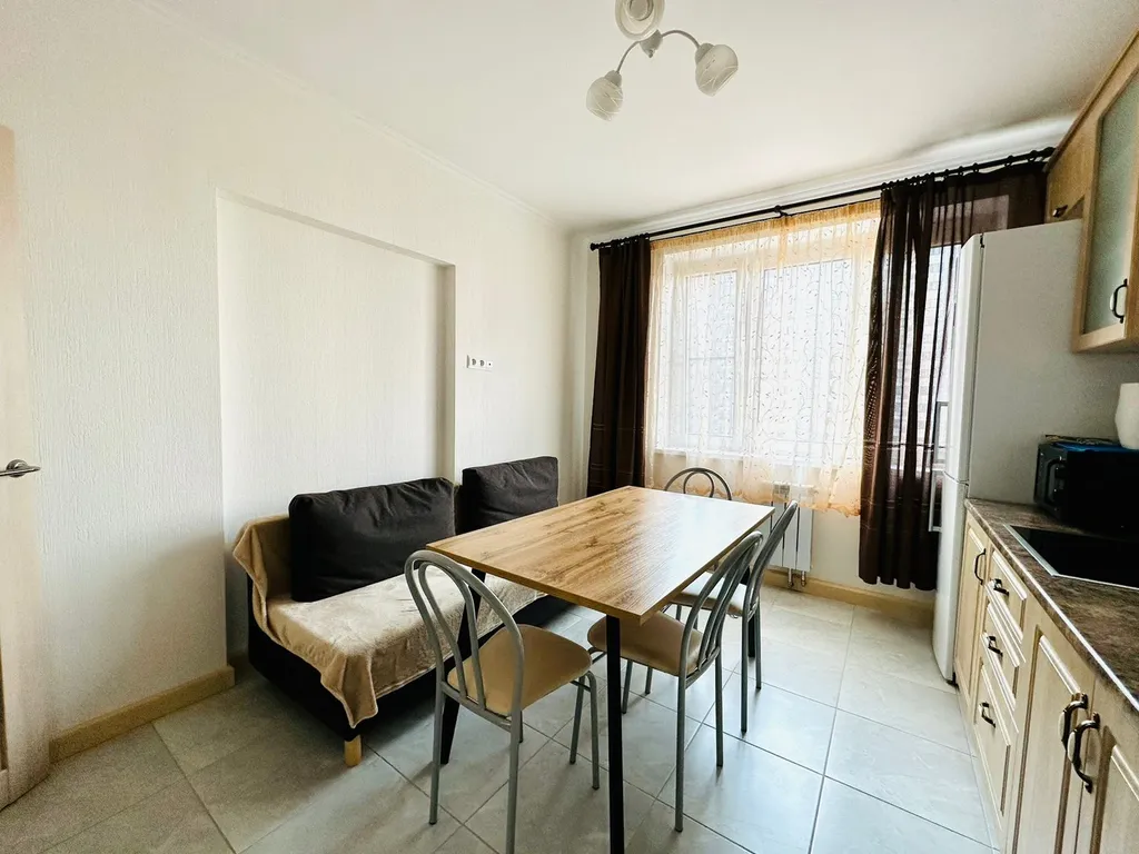 Вместительная двух комнатная квартира