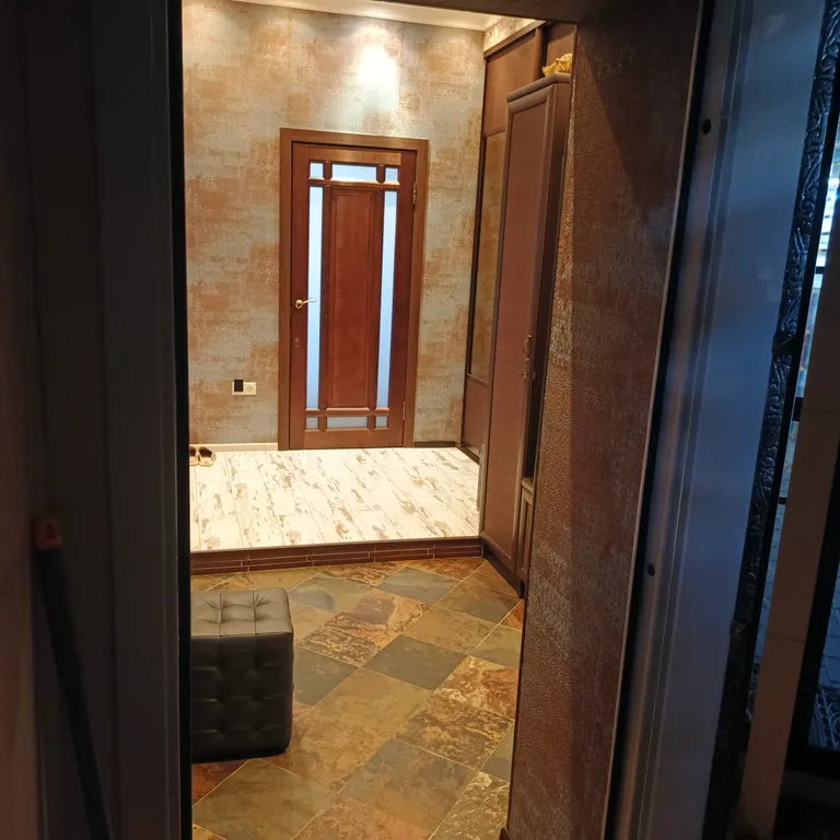 Уютная квартира со своим двориком