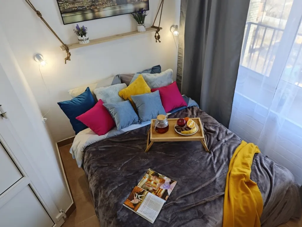 Квартира Прекрасная студия с новым ремонтом на двоих гостей — аренда посуточно в Владивосток