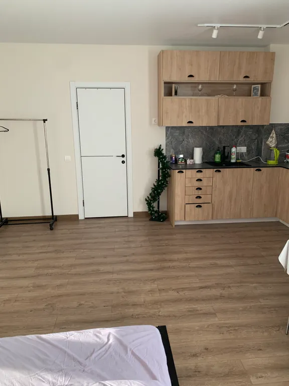 Студия в 5 минутах трасса и ТК Ультра