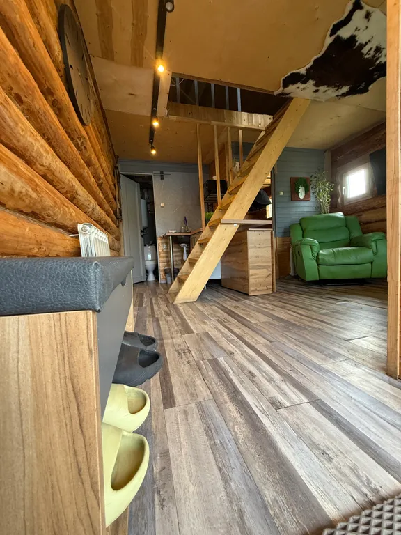 Уютный срубовой дом с баней