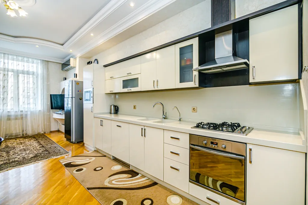 Комфортная квартира — аренда посуточно в Баку