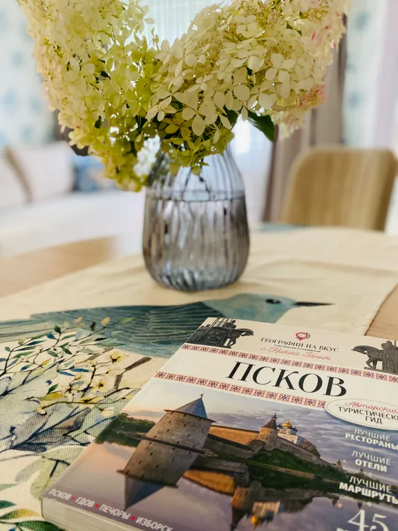 Двухкомнатные апартаменты с балконом Sinyaya ptichka