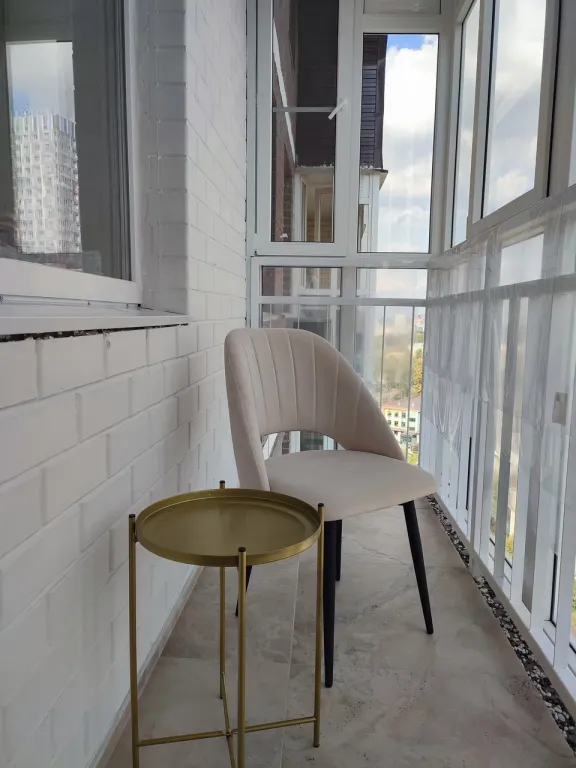 Современные, яркие апартаменты