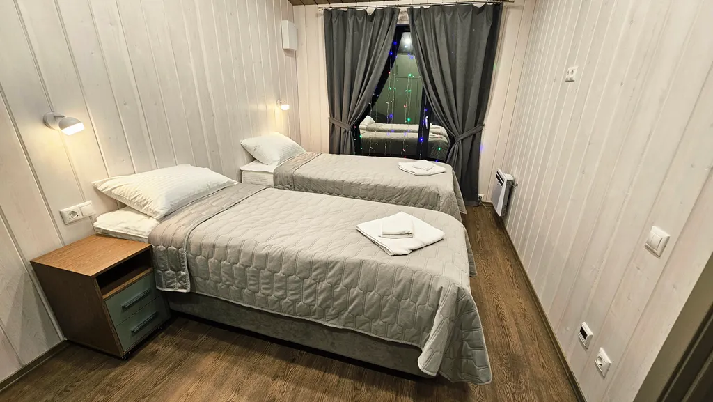 Далеко и надолго