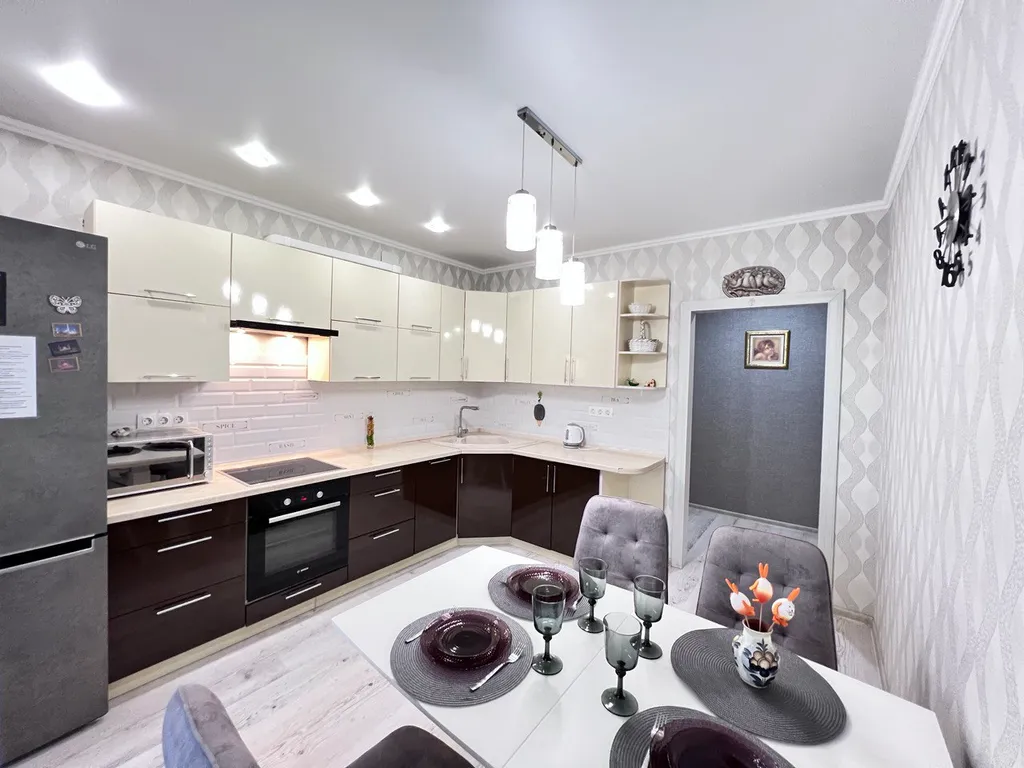 Двухкомнатная ЦЕНТР новый дом