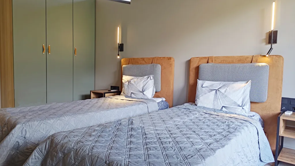 Таунхаус с джакузи и сауной. Камин. Панорамные окна. Барбекю.