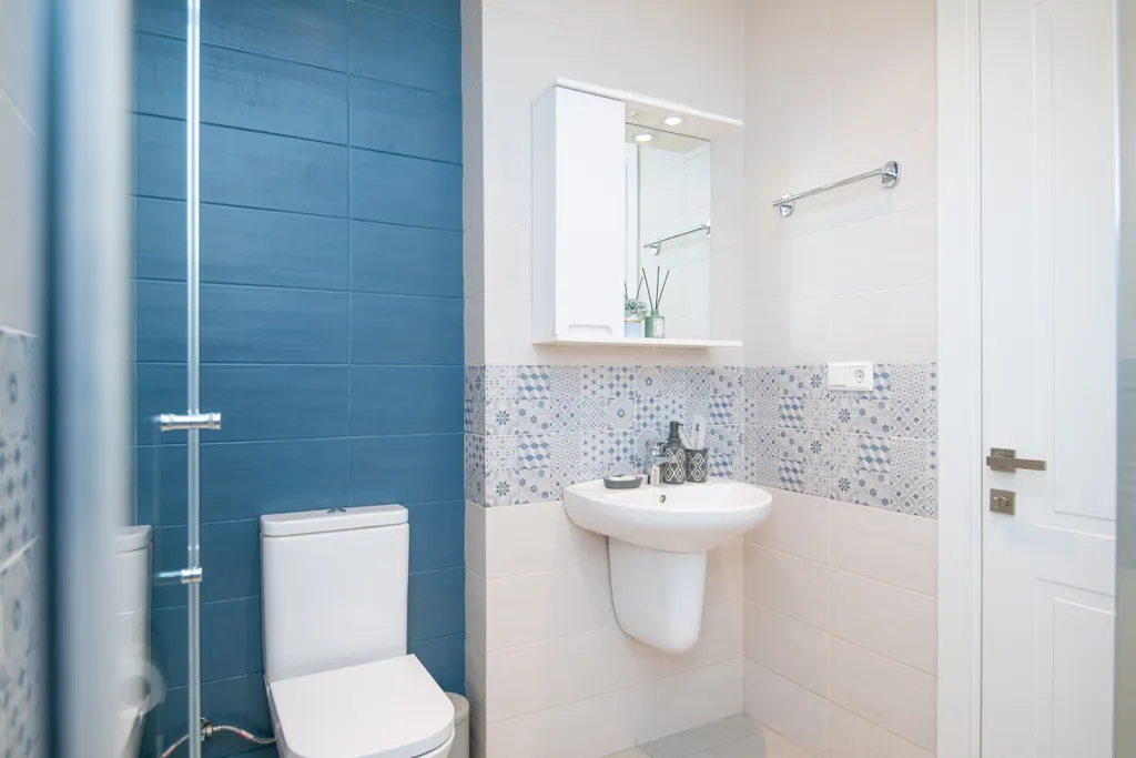 Уютные апартаменты с видом на колесо обозрения и город