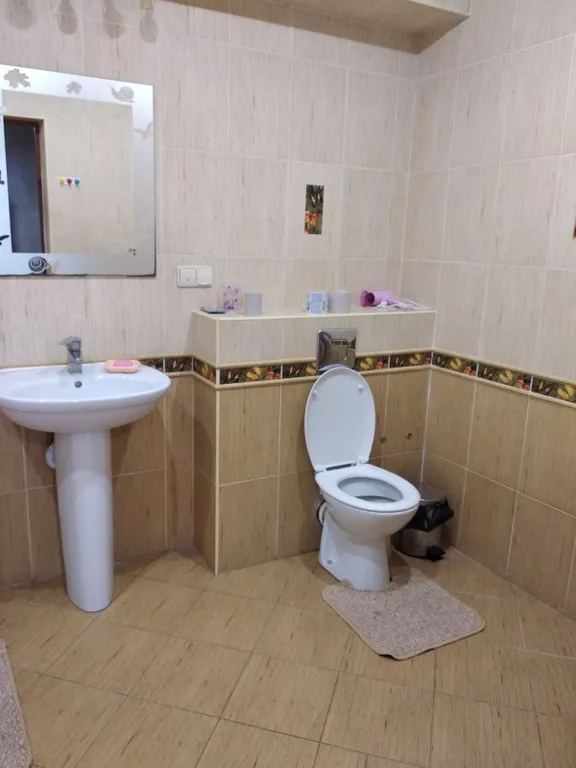 Двухкомнатная квартира в курортном центре Евпатории