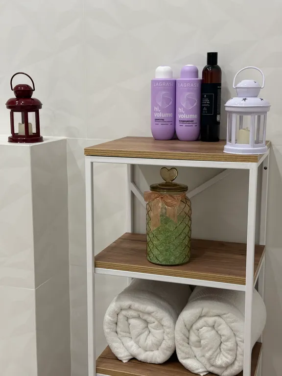 Уютный дом у леса