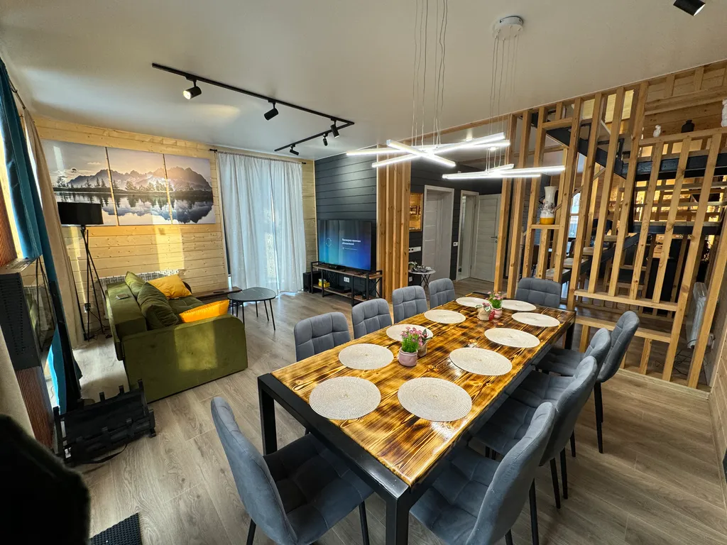 Коттедж Прекрасный дом-БАРН с большой террасой и банным чаном — Ногинск