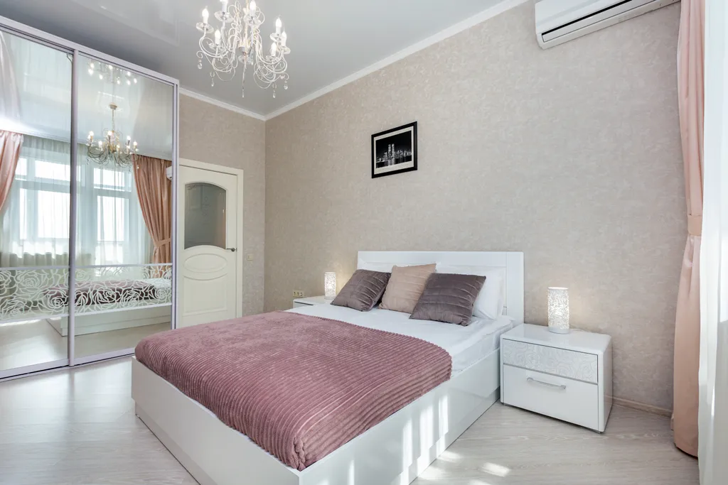 Квартира 2-к апартаменты рядом с ТРЦ Премьер, ЗАГС — аренда посуточно в Тюмень