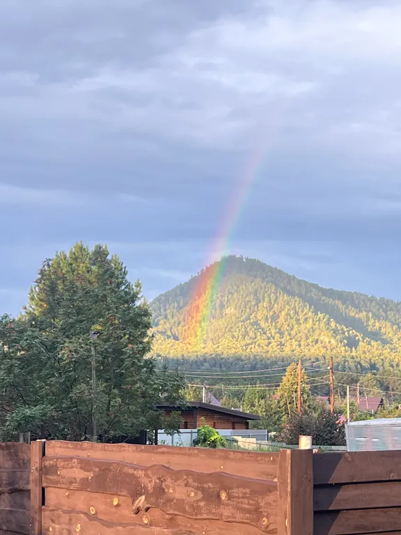 Дом благоустроенный с видом на гору