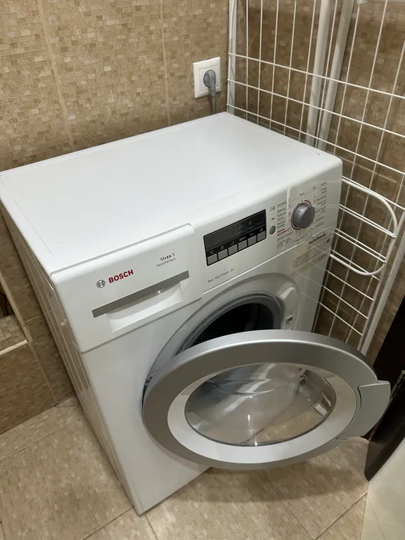 Уютная квaртиpа c двумя балконами и красивым видом на гoры