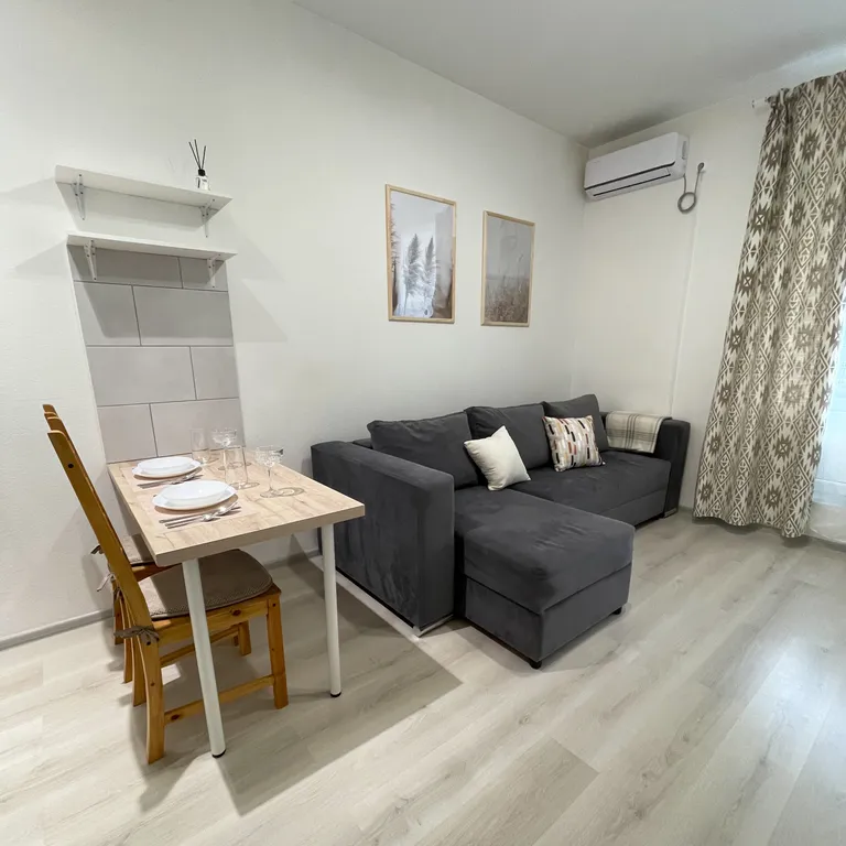 Квартира Уютная и свежая студия — аренда посуточно в Мурино