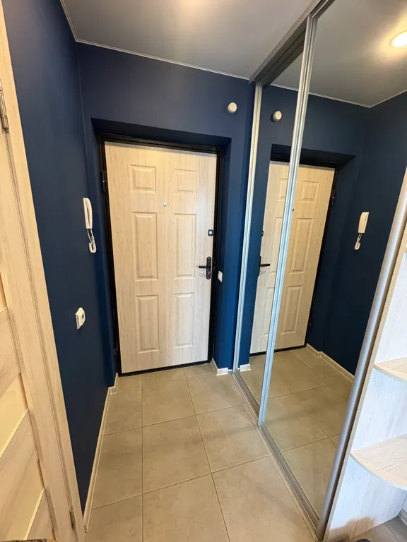 Тихий район у леса