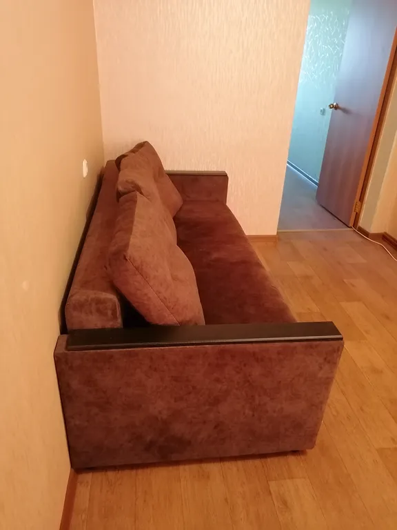 2-комнатная квартира с 3мя 2х спальными и диваном