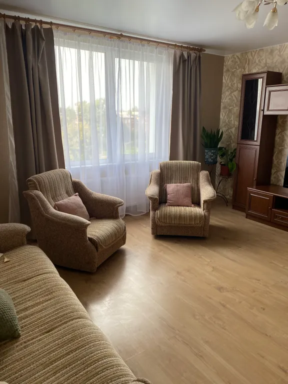 Просторная 3-комнатная квартира в центре. Новый ЖК. Установлен БОЙЛЕР.