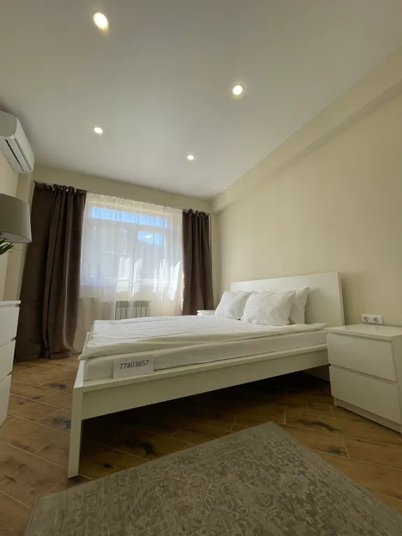 Апартаменты с тремя спальнями и гостиной напротив казино