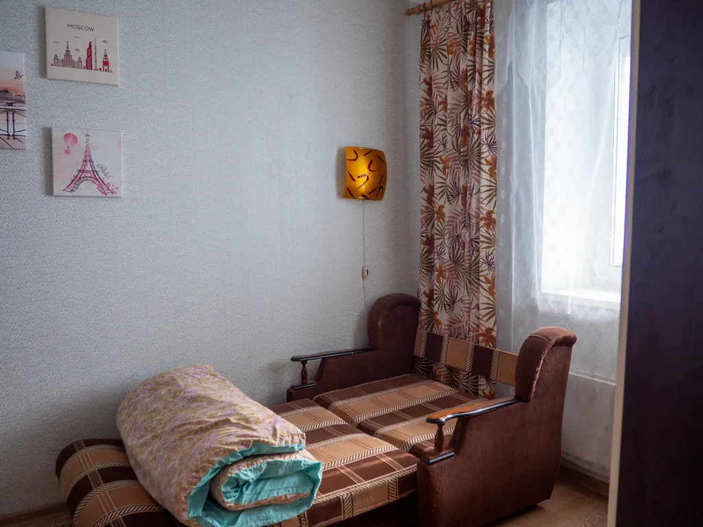 Просторная светлая двухкомнатная квартира в современном доме