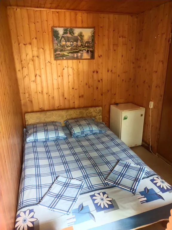 Квартира Комната — аренда посуточно в Лоо