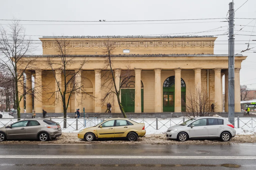 Студия в двух шагах от метро Кировский завод, исторический центр 15 минут
