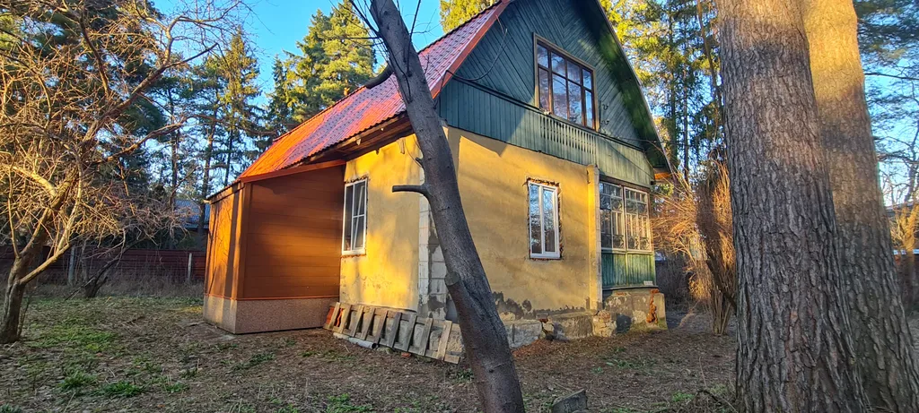 Домик у озера рядом с Москвой