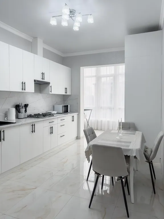 Lunacharsky apartments 3