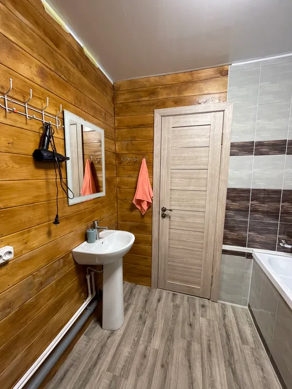 Коттедж Уютный дом с видом на горы — Шерегеш