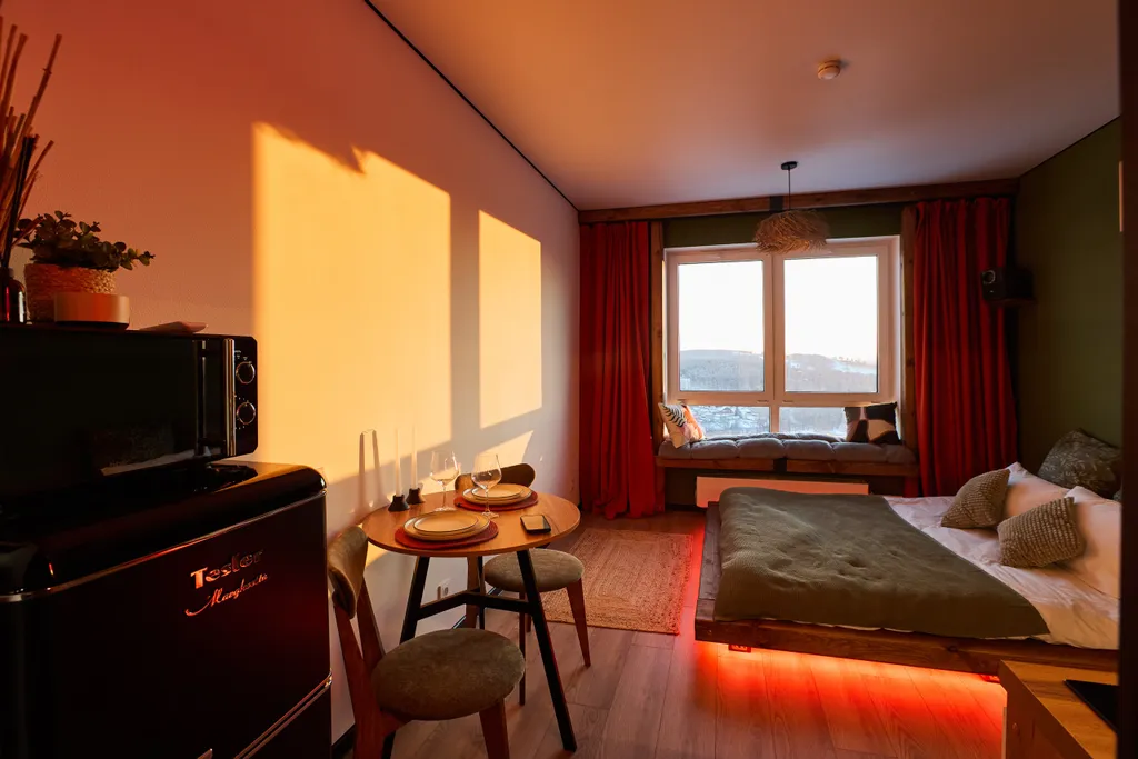 Квартира Квартира Романтичная студия с панорамным видом — Екатеринбург