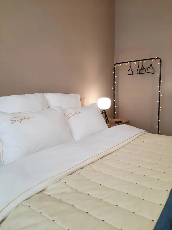 Квартира Квартира Стильная уютная студия на Взлетке — Красноярск