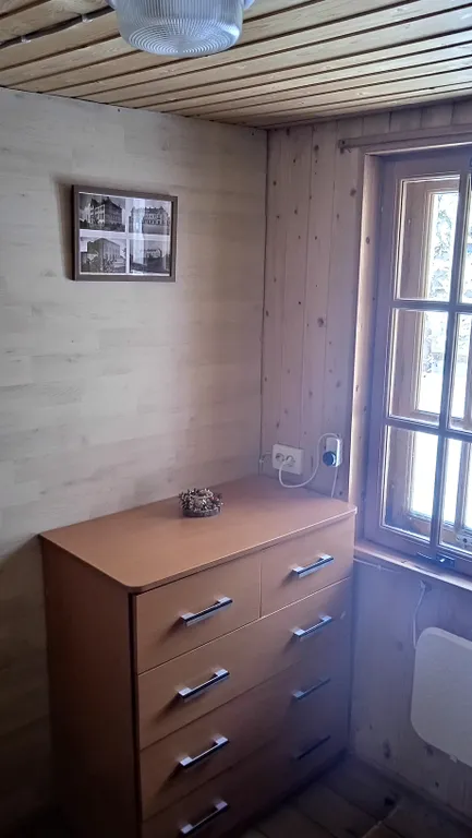 Охотничий дом с медведем на Ладоге