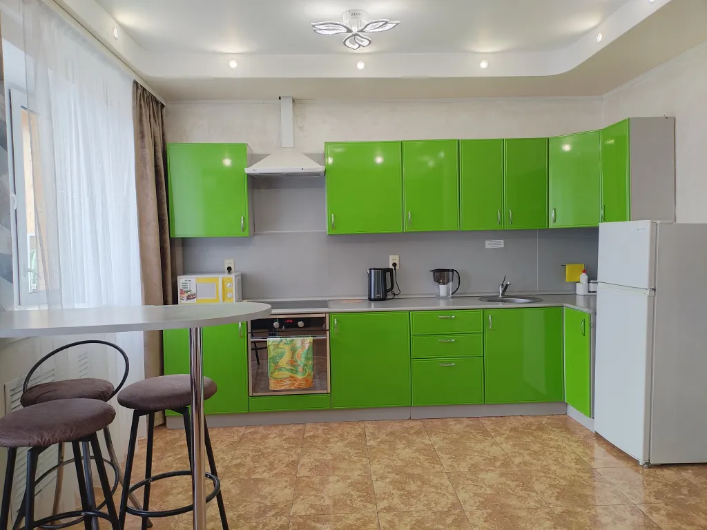 Студия с видом на Волгу