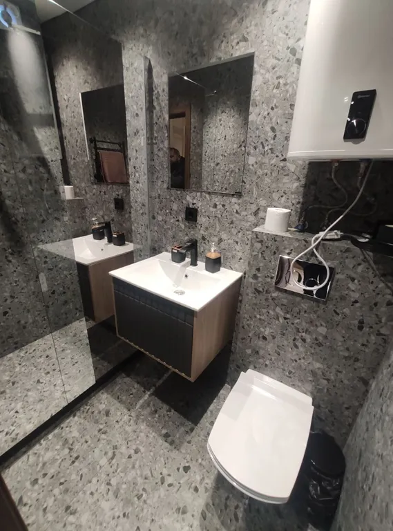 Номер у озера 6