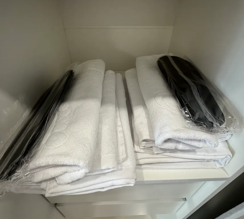 Комфортабельная квартира с тропическим душем на набережной