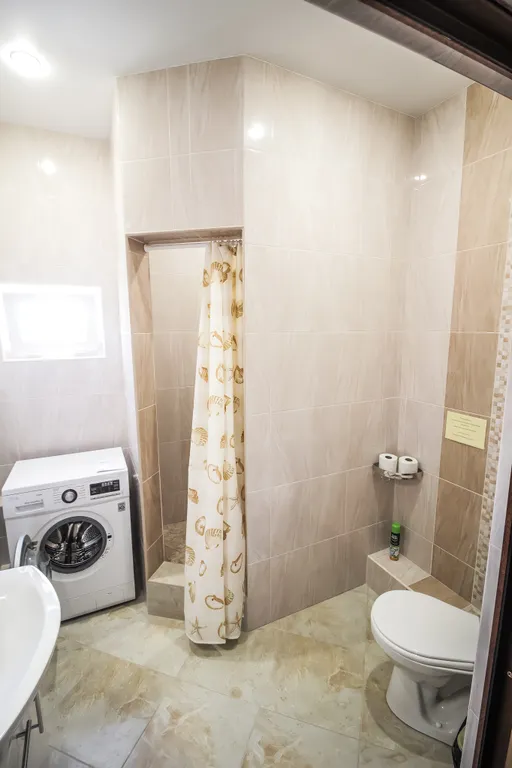 Студия с кухней, 5-ти местный