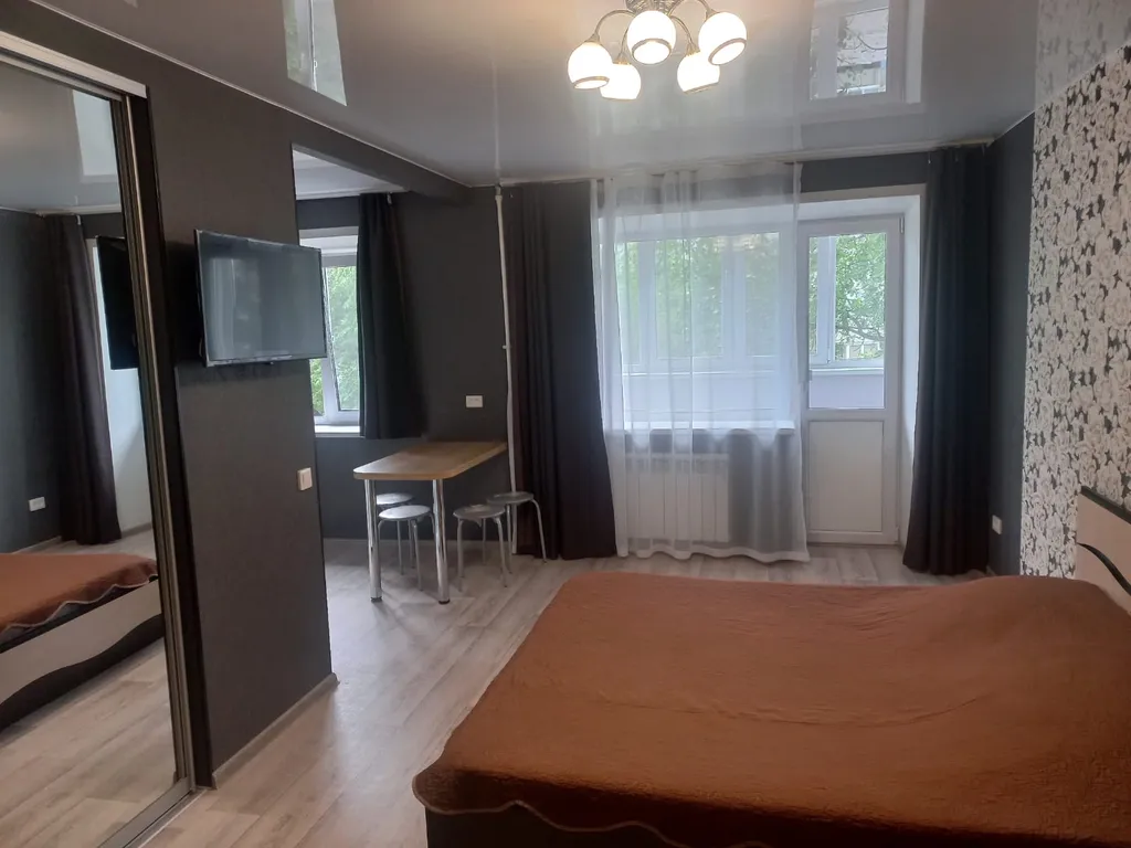 Квартира Квартиpа с хорoшим рeмонтом в цeнтpe — аренда посуточно в Курган