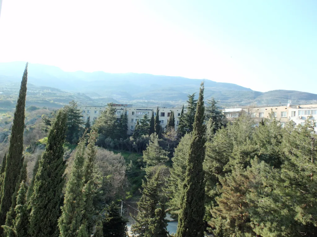 Уютная квартира с видом на крымские горы